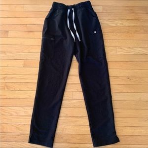 Figs Black Yola high waisted scrub pants